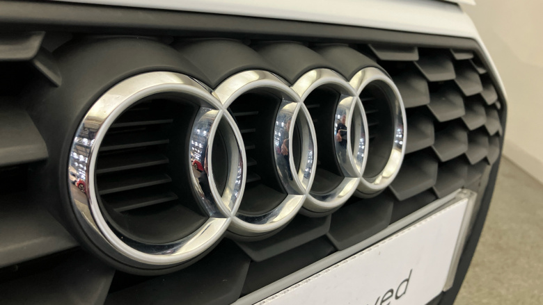 Audi A3 30 TFSI Technik 5dr Petrol Hatchback